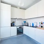 Lejlighed Centre, Bright 65m2 T2 At The Perfect Location Cascais
