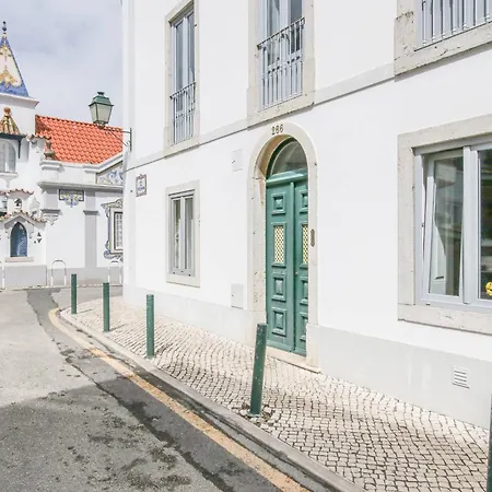 Lejlighed Centre, Bright 65m2 T2 At The Perfect Location Cascais